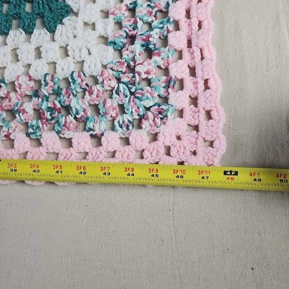 Vintage Afghan Granny Concentric Square Throw Blanket Green Pink‎ White 50